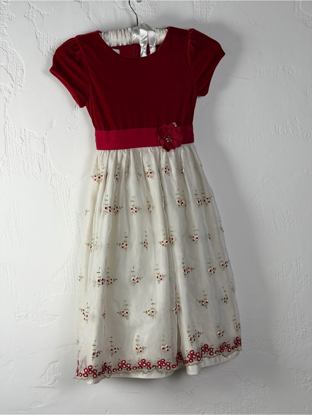 Girls Red and Ivory Velvet & Chiffon Floral Bow Tie Holiday and Party Dress 6X